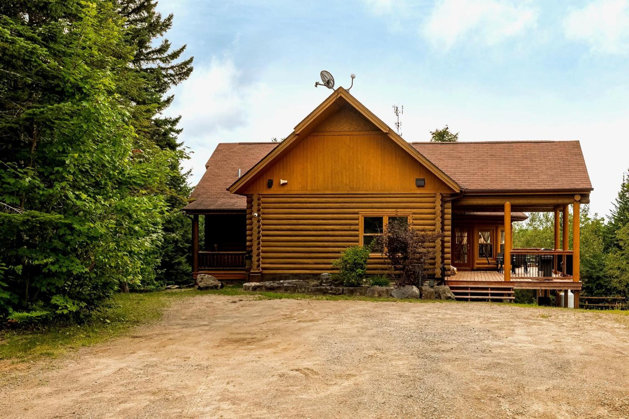 Fiddler Lake Resort Chalet 86 Deer Mille-Isles Exterior photo